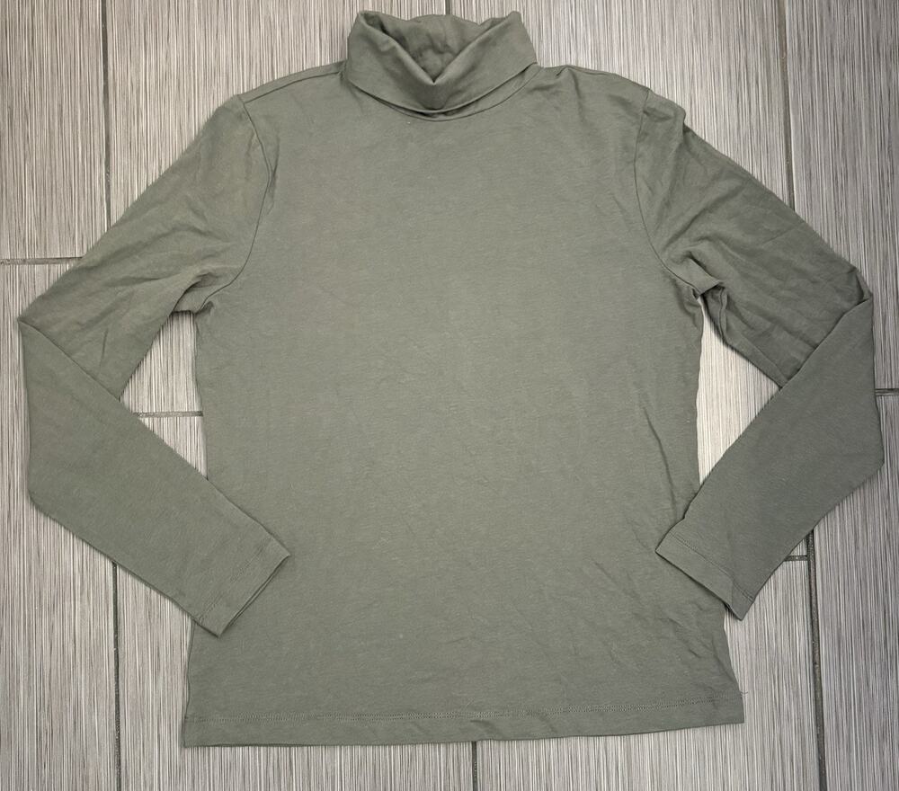 Banana Republic Timeless Green/Gray Turtleneck Long Sleeve Shirt Women’s Medium
